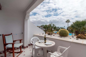 Parque Santiago IV 70 - Studio with sea and pool view
